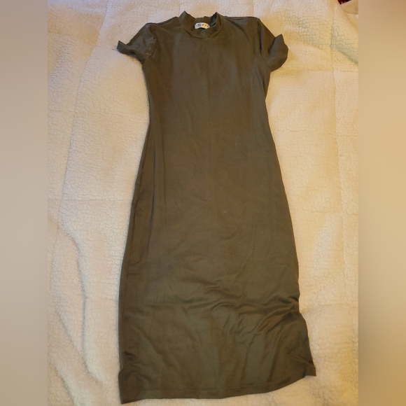 Popular 21 Dresses & Skirts - Camo green dress. NWOT